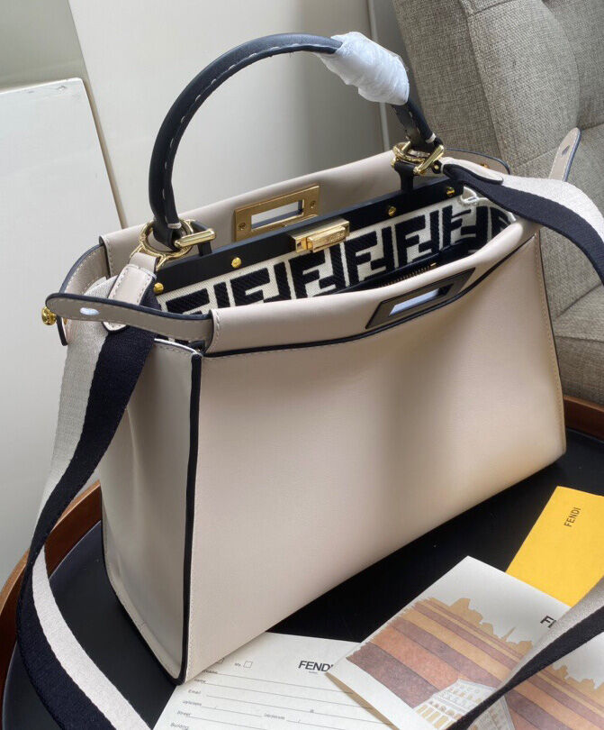 Fendi Peekaboo Medium Handbag 8HN290 White